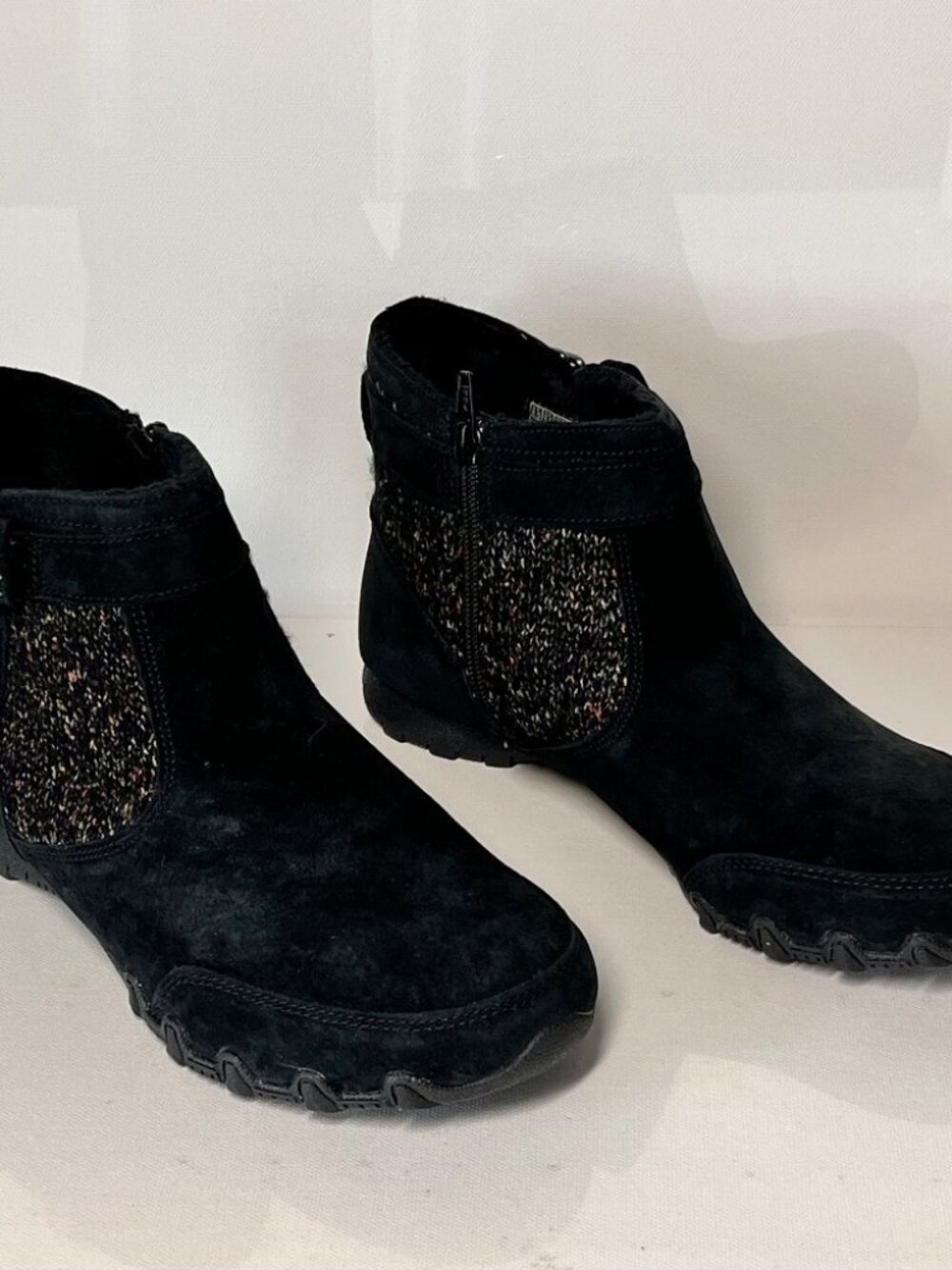 Skechers Bikers High Grade Lite Suede & Sweater Knit Ankle Boot